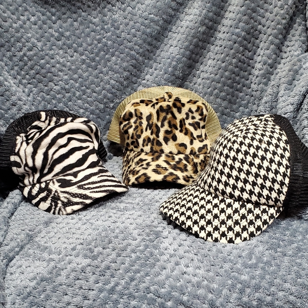 Adult baseball hat lot